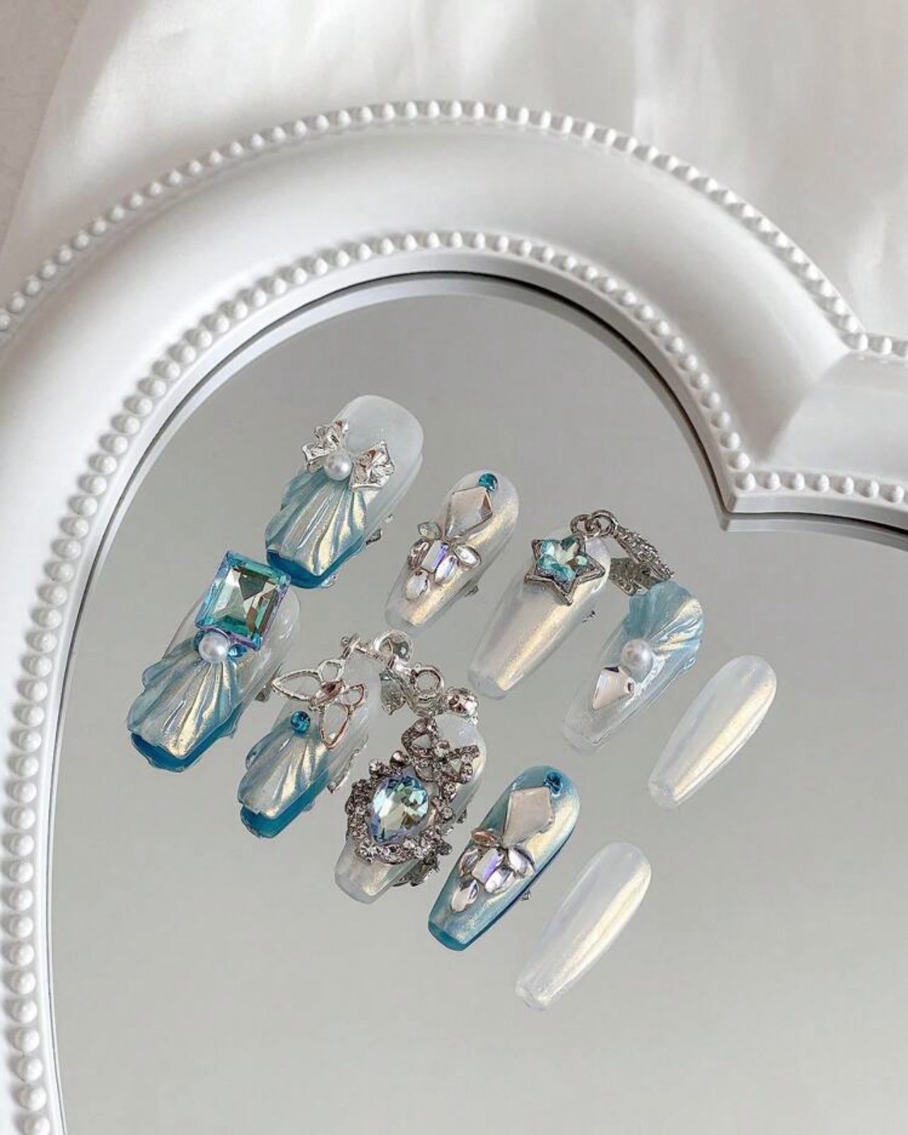 Fancy Ocean 🌊 - Press On Nails Set (10Pcs, Long coffin)