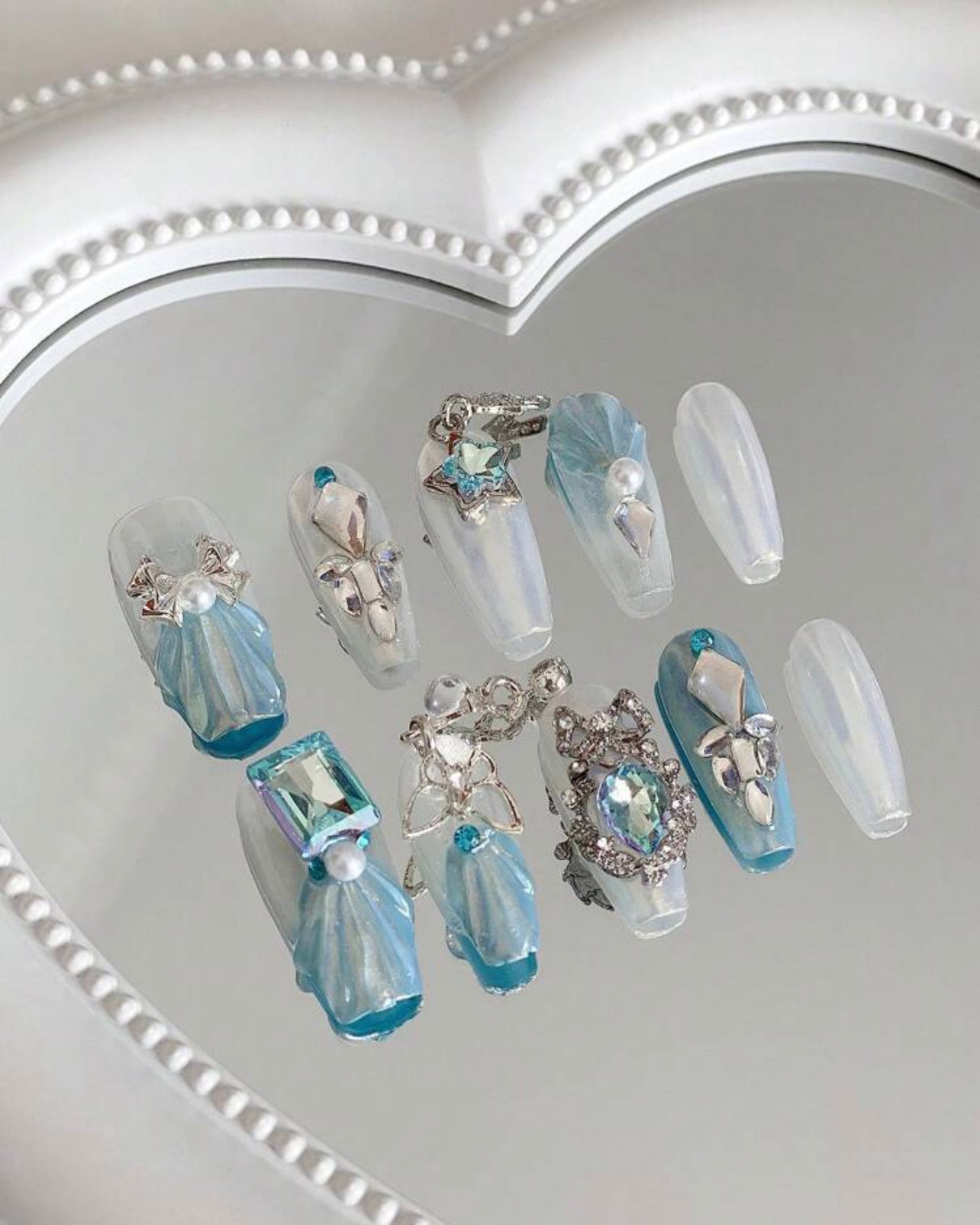 Fancy Ocean 🌊 - Press On Nails Set (10Pcs, Long coffin)